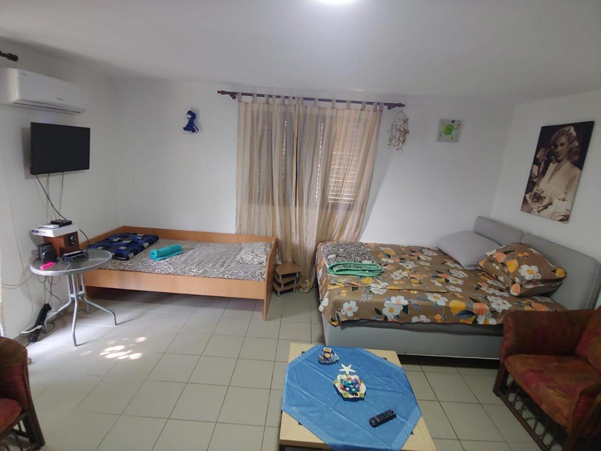 Ljubomir - Srebrno Jezero Villa Kiseljevo